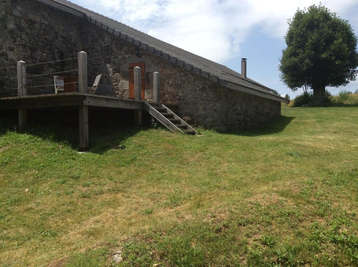 Le Carre Gourmand Le Chambon-sur-Lignon Exterior foto